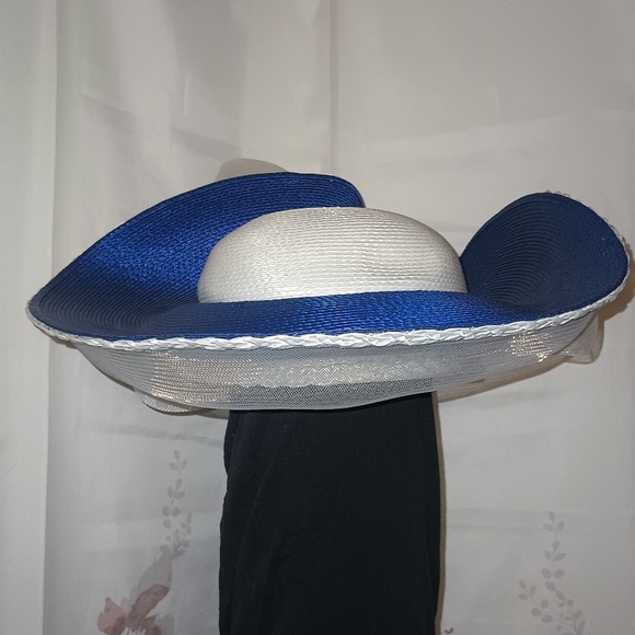 Fashion Hat - Picture 3 of 6